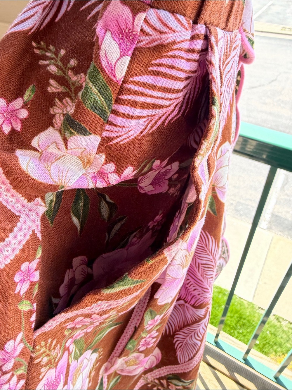🆕🌿🌸FARMRio Palm Dream Brown Linen Romper M Tropical Floral Scalloped Trim Resort - Picture 7 of 17